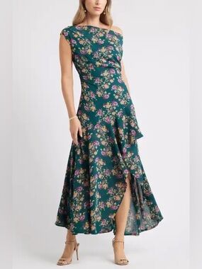 Chelsea28 One-Shoulder Floral Maxi Dress